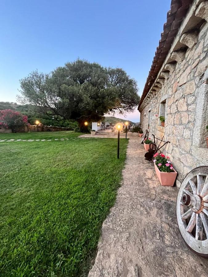 Cantina&Agriturismo Canu Villa Luogosanto Exterior photo